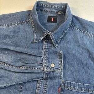 Levi's Red Tab Jeans Mens Large Long Sleeve Denim Button Up Shirt Light Wash